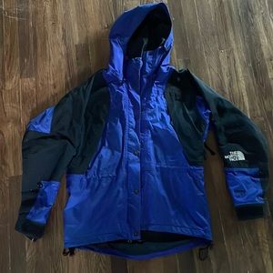North Face Gortex Shell Women’s Small